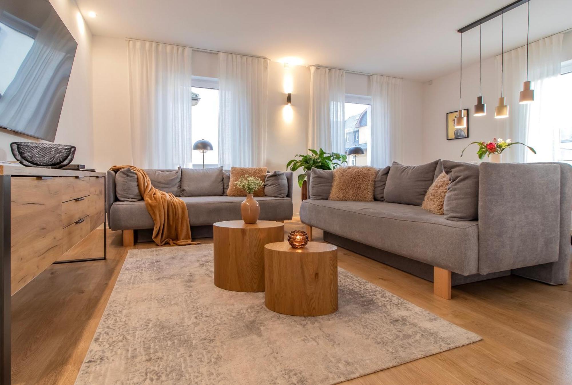 Stilvolles City-Apartment I Netflix I Wlan L Stellplatz I Zentral ชวาร์เซนเบิร์ก ภายนอก รูปภาพ