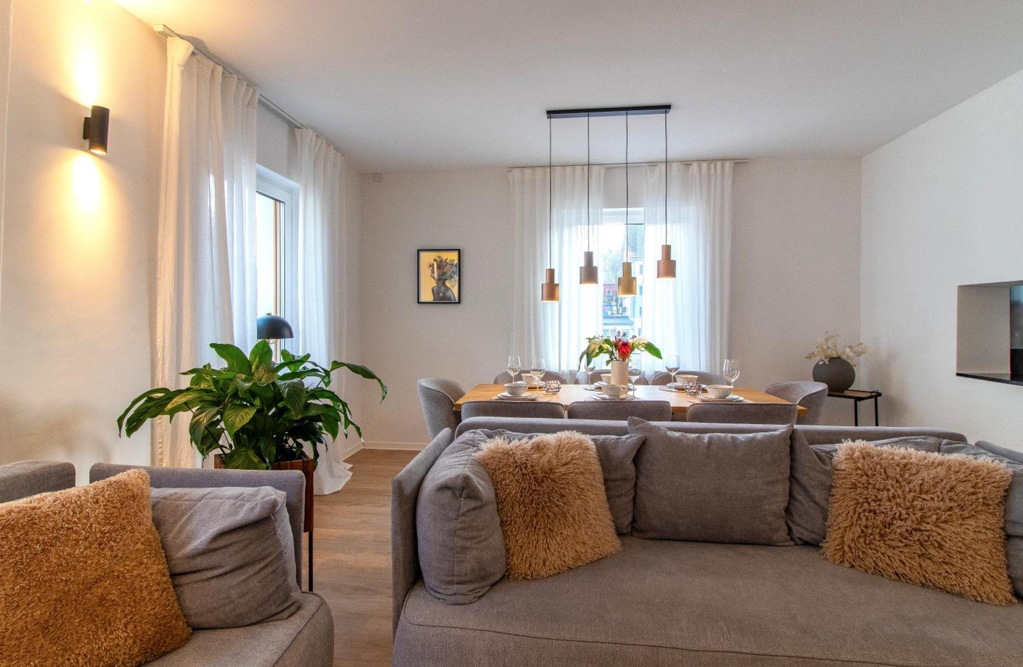 Stilvolles City-Apartment I Netflix I Wlan L Stellplatz I Zentral ชวาร์เซนเบิร์ก ภายนอก รูปภาพ