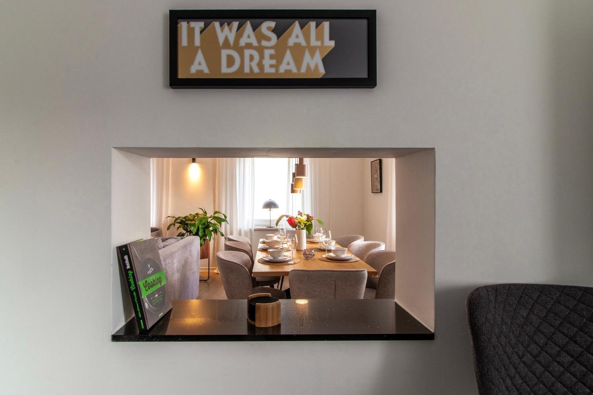 Stilvolles City-Apartment I Netflix I Wlan L Stellplatz I Zentral ชวาร์เซนเบิร์ก ภายนอก รูปภาพ