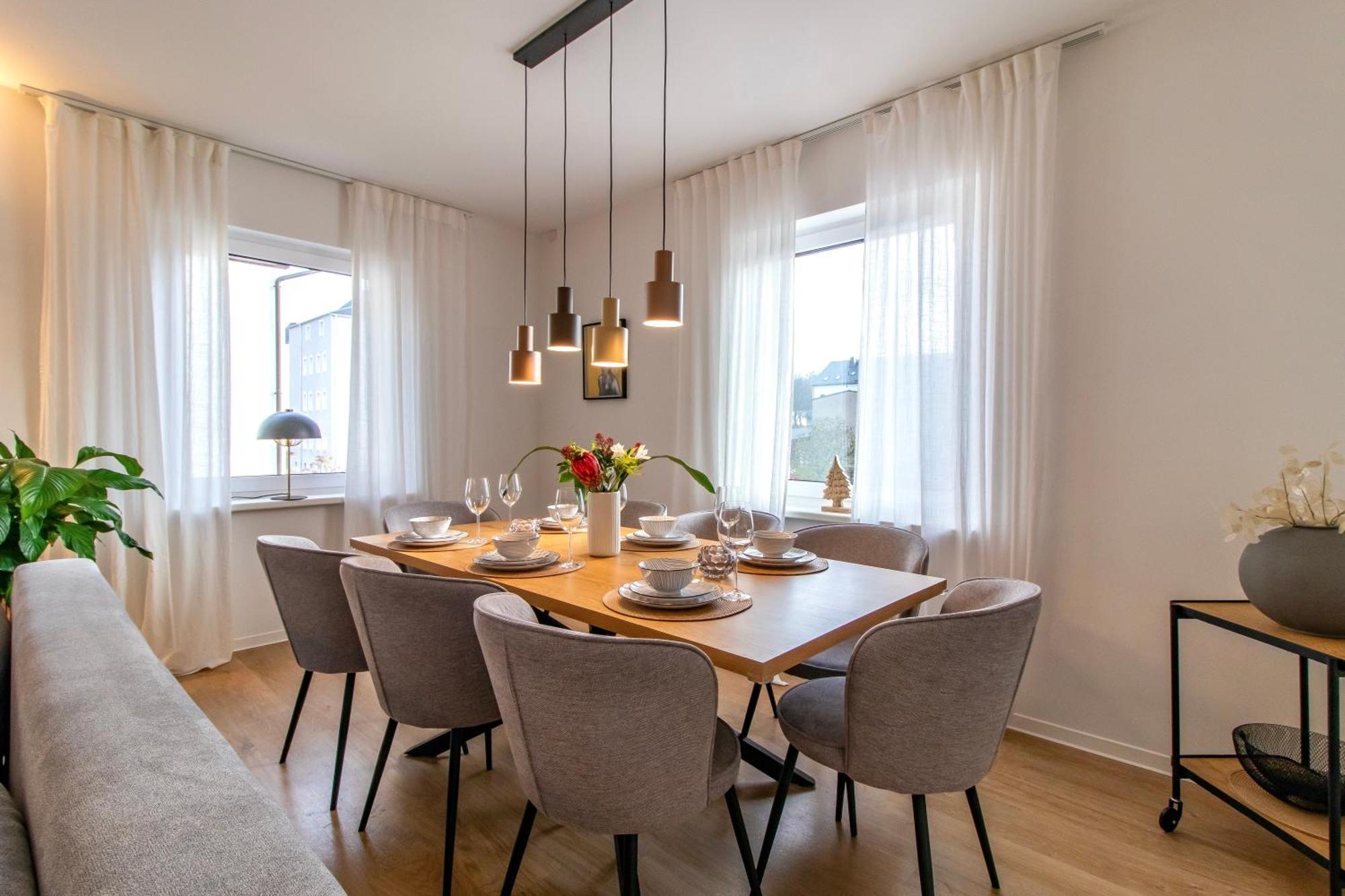 Stilvolles City-Apartment I Netflix I Wlan L Stellplatz I Zentral ชวาร์เซนเบิร์ก ภายนอก รูปภาพ